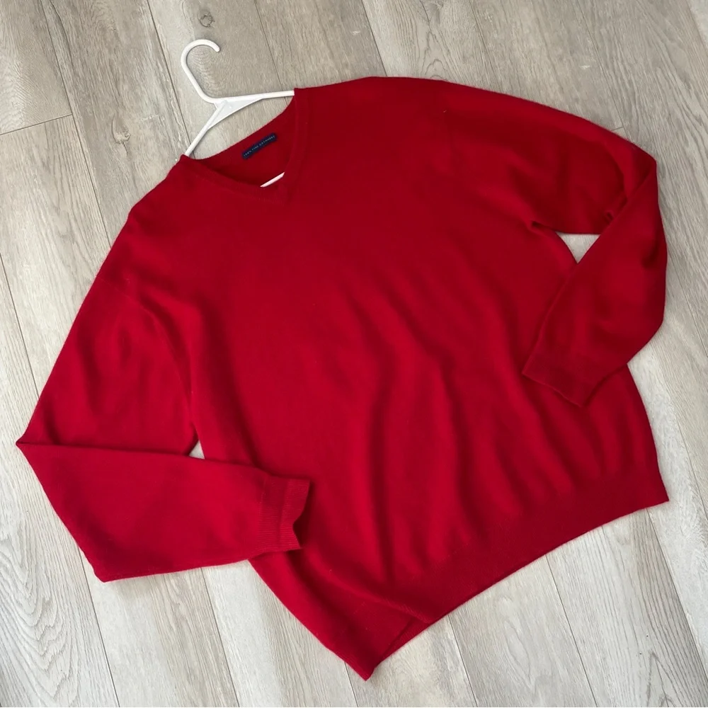 Cashmere V-Neck Sweater long sleeve knit mens Red (large) classic preppy bright
